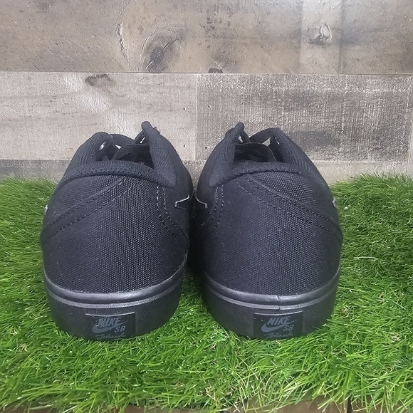 New Nike SB Check Solarsoft Canvas Skateboarding Shoes 921463-001 - Picture 9 of 12